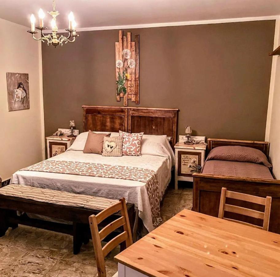 Anticacascina Bed & Breakfast Quarto  Exterior foto